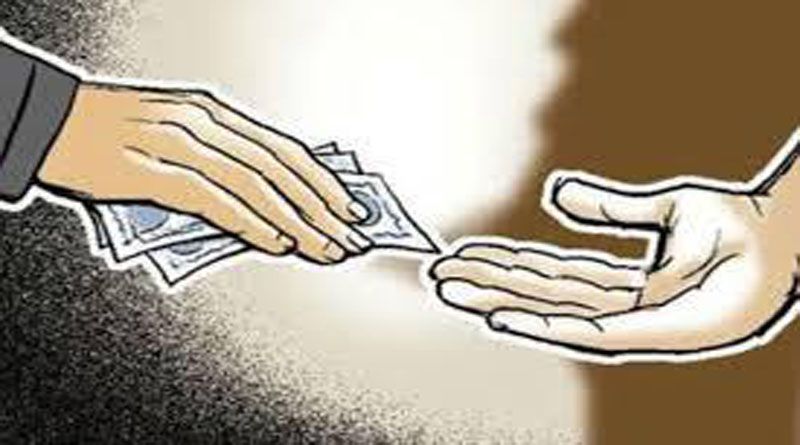 ACB बांसवाड़ा ने बाल विकास अधिकारी महिला एवं बाल विभाग घाटोल को 10 हज़ार की रिश्वत लेते हुवे गिरफ्तार किया
